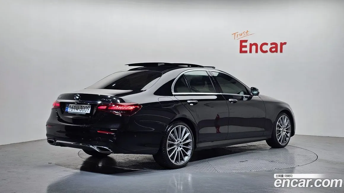 Mercedes-Benz E-Class 2021 из KR, фото 2