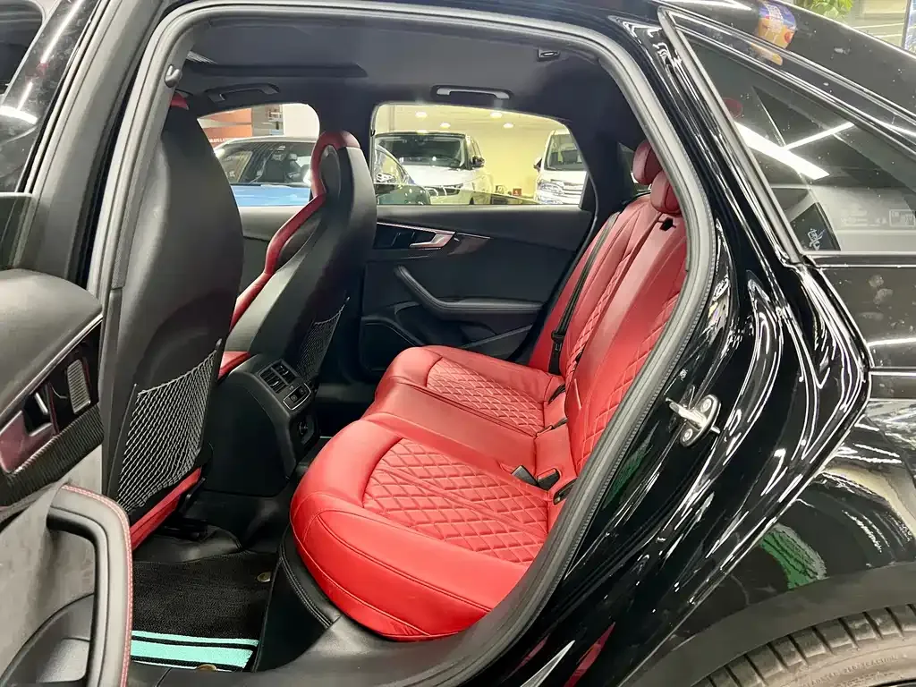 Audi S4 2022 из CN, фото 8