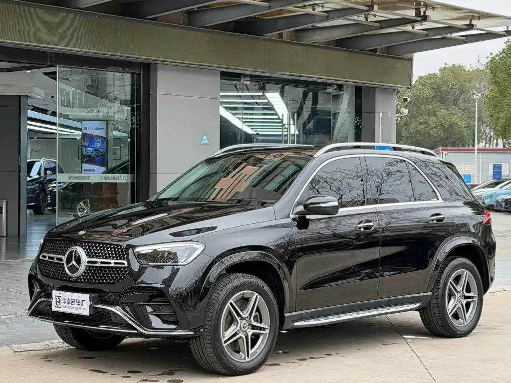 Mercedes-Benz GLE — фото 1