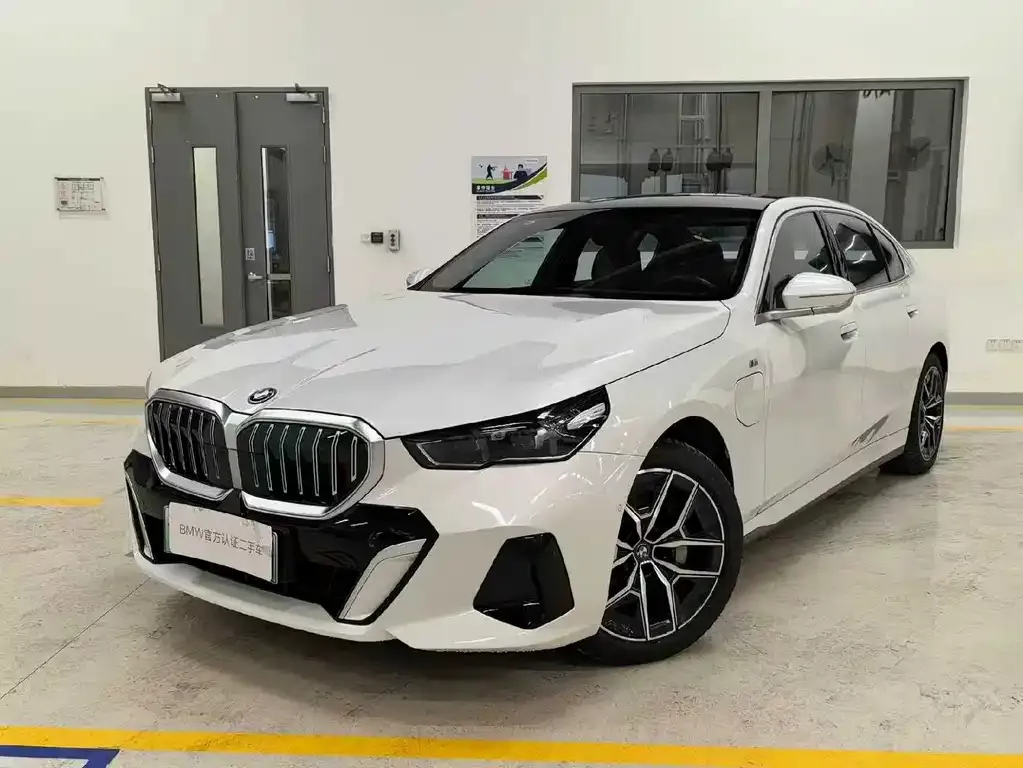BMW i5 2025 из CN, фото 1