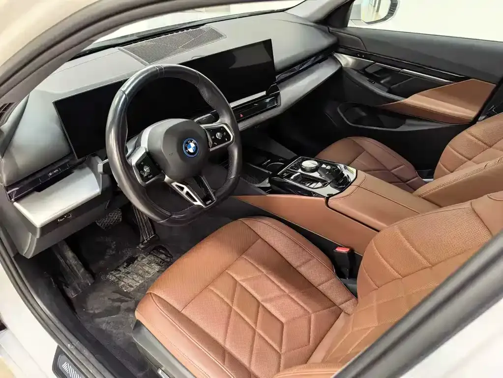 BMW i5 2025 из CN, фото 7