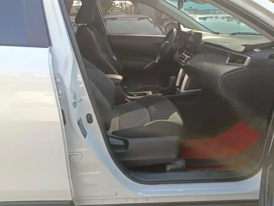 Toyota Frontlander 2023 из CN, фото 7