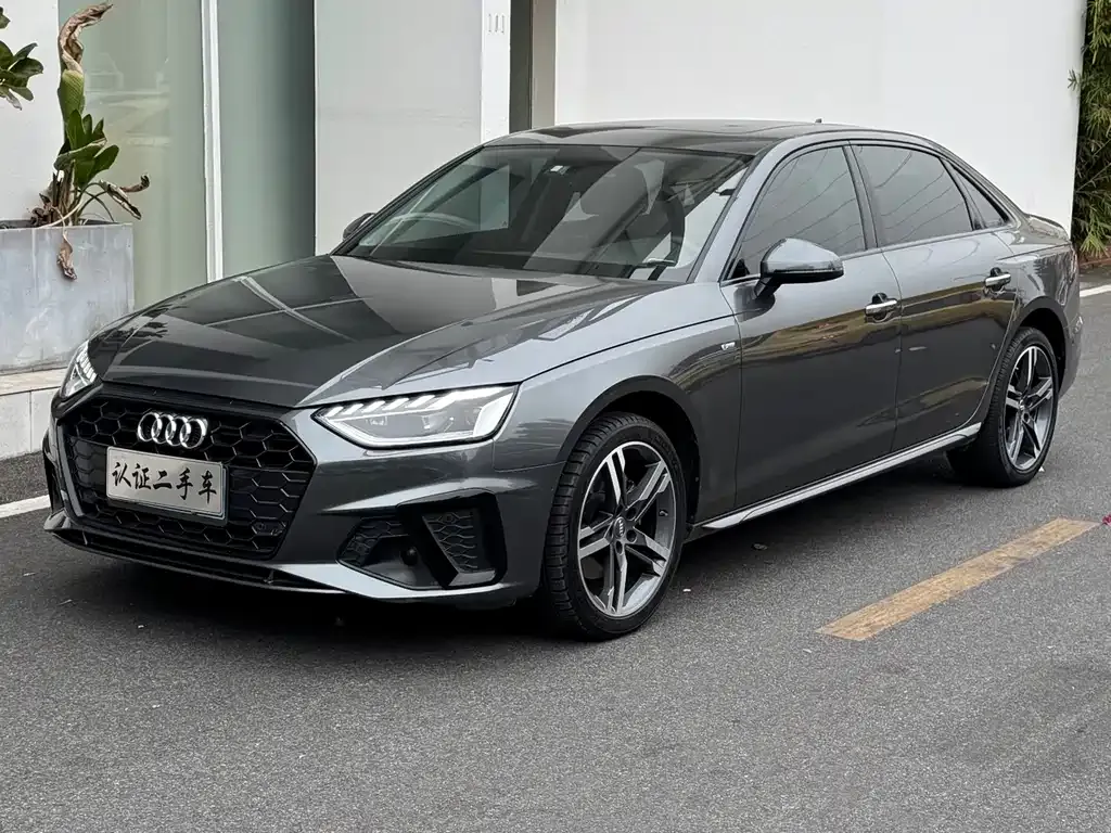 Audi A4L 2021 из CN, фото 1