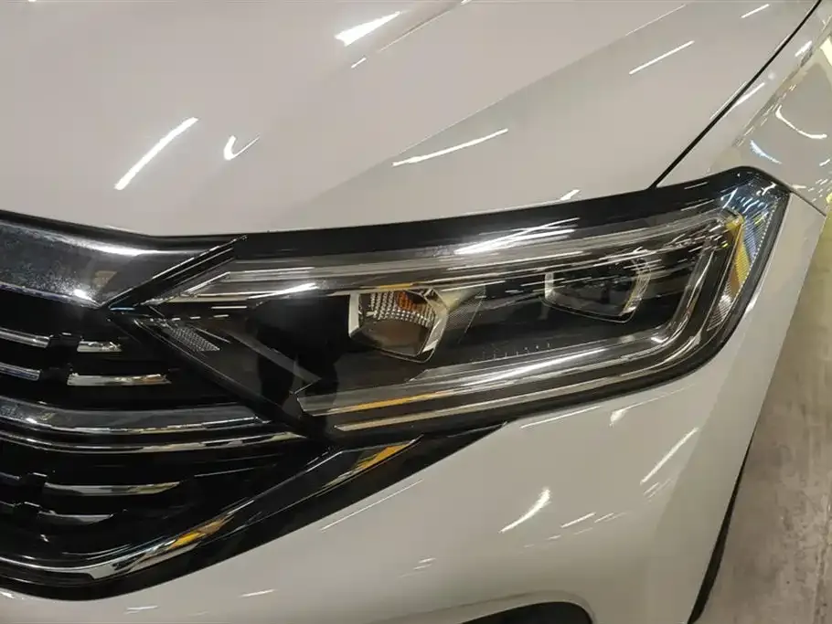 Volkswagen Sagitar 2023 из CN, фото 9