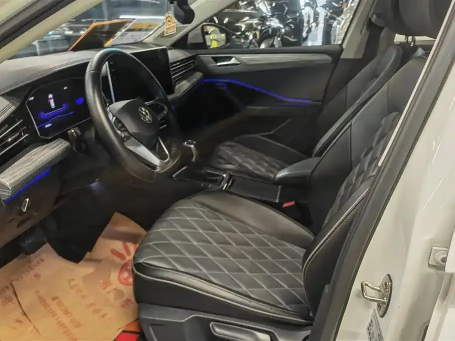 Volkswagen Sagitar 2023 из CN, фото 3