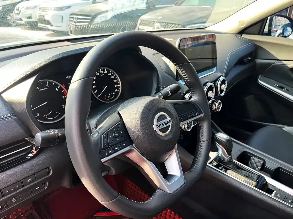 Nissan Sylphy 2023 из CN, фото 2