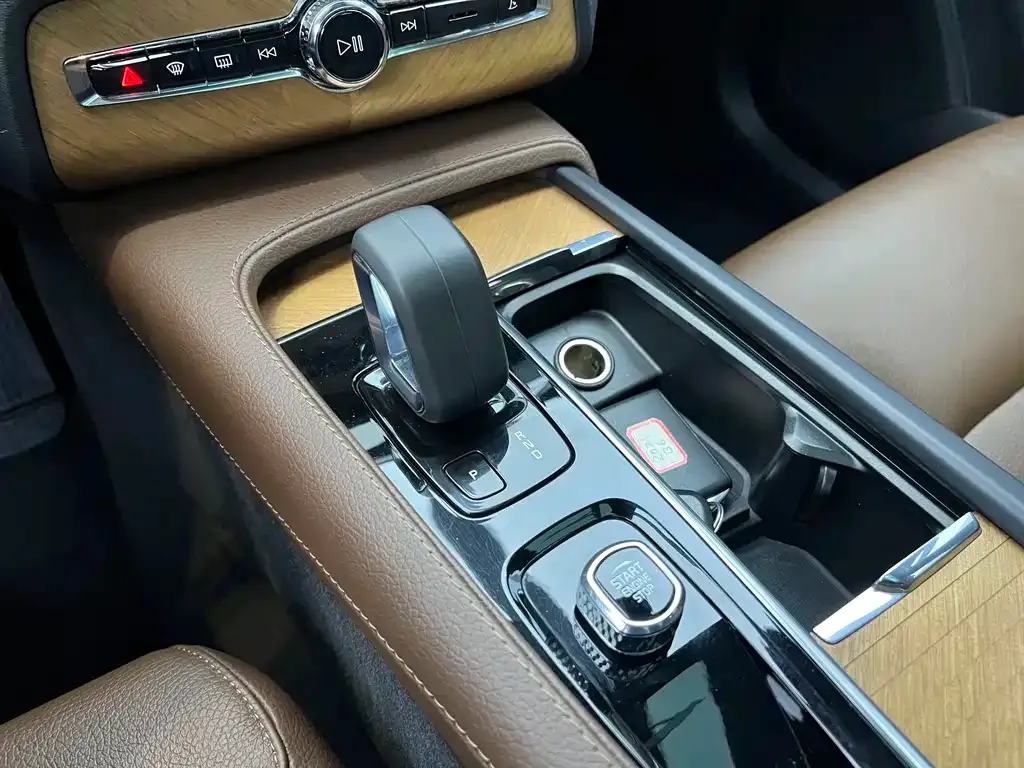 Volvo XC90 2021 из CN, фото 7