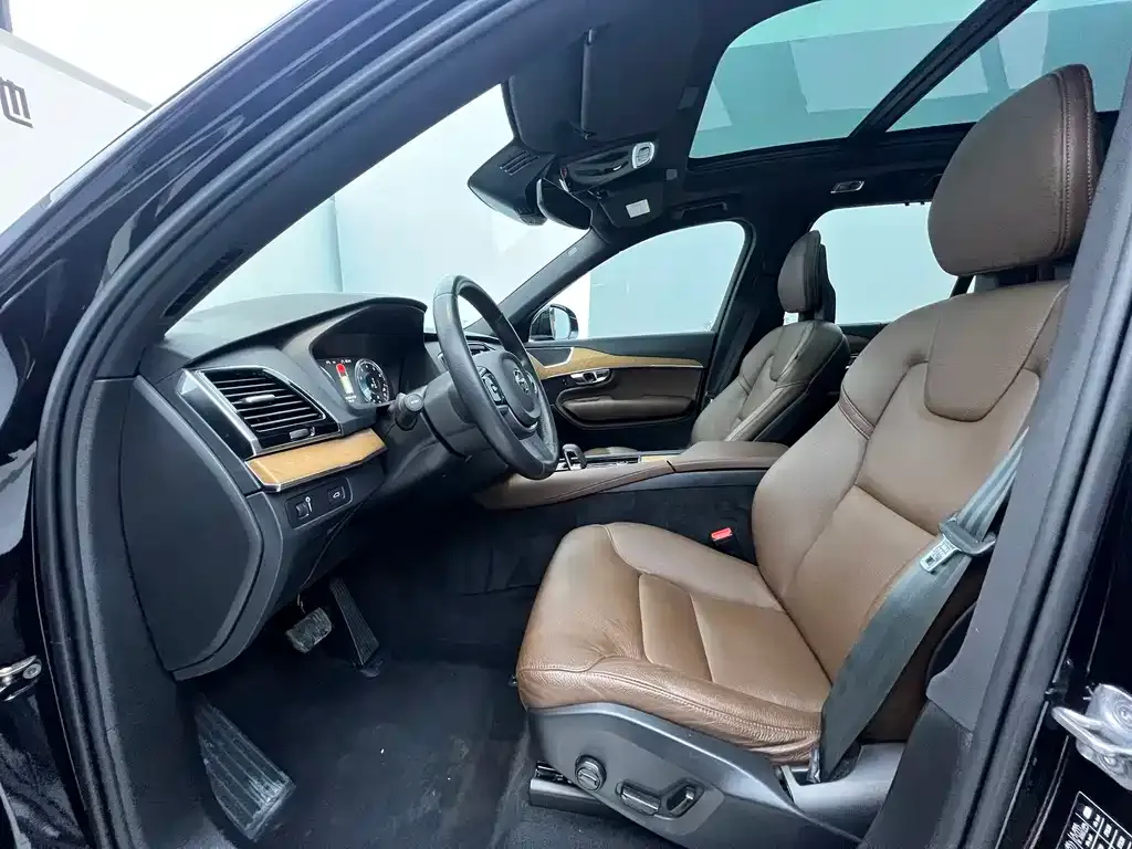 Volvo XC90 2021 из CN, фото 5