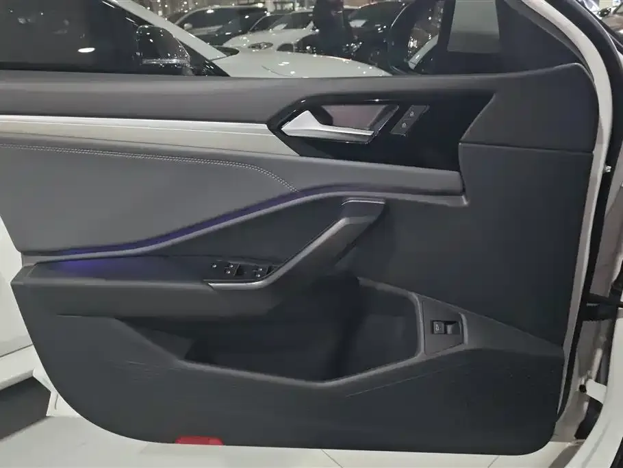 Volkswagen Sagitar 2022 из CN, фото 5
