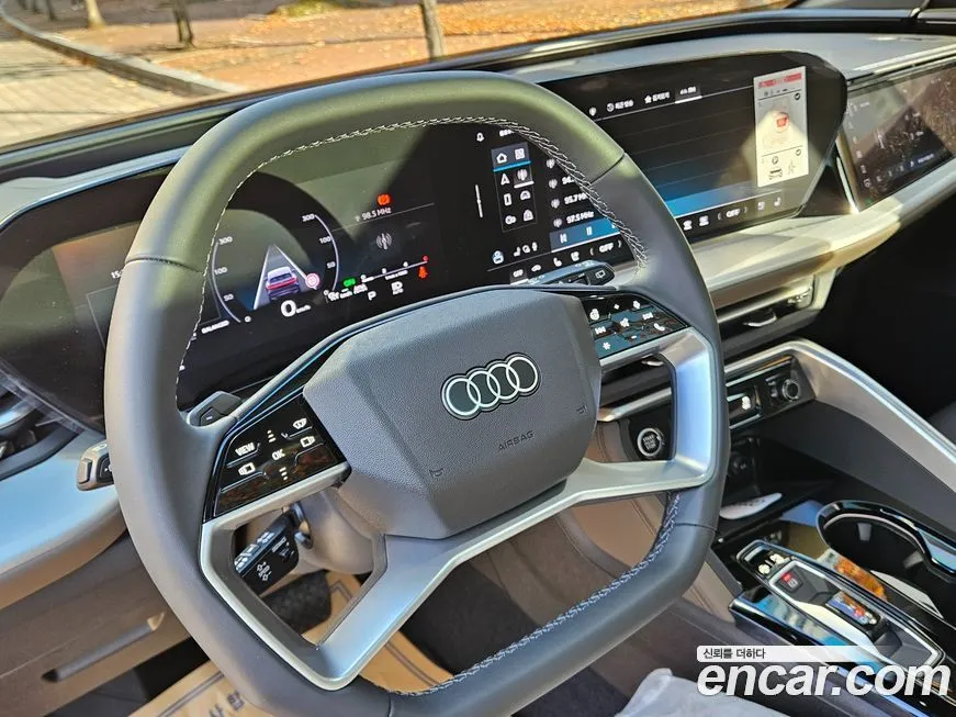 Audi Q5 2025 из KR, фото 2
