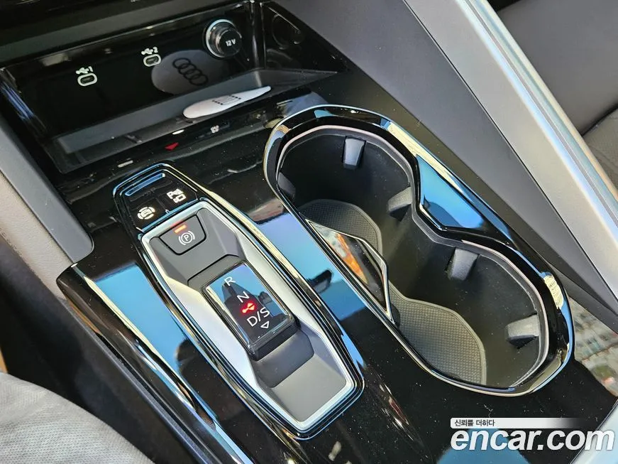 Audi Q5 2025 из KR, фото 6