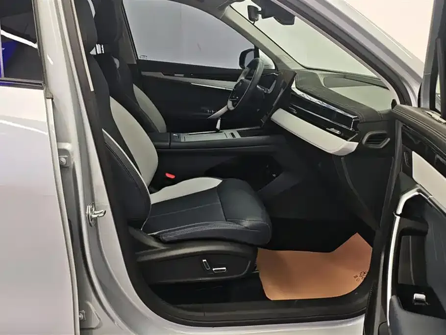 Geely Boyue L 2025 из CN, фото 10
