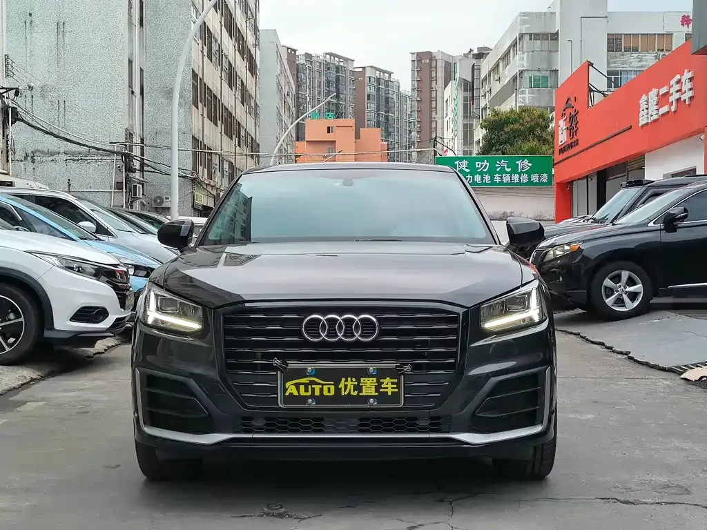 Audi Q2L 2021 из CN, фото 4