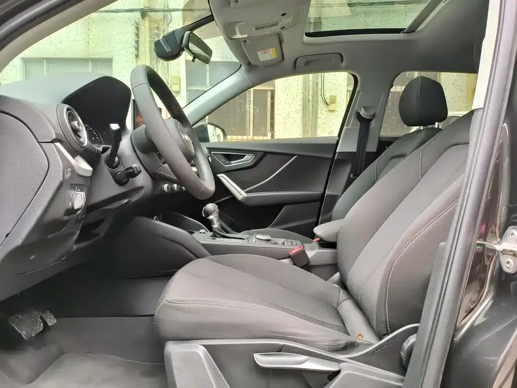 Audi Q2L 2021 из CN, фото 6