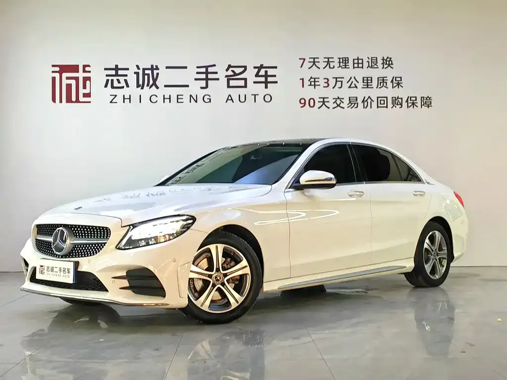 Mercedes-Benz C-Class — фото 1