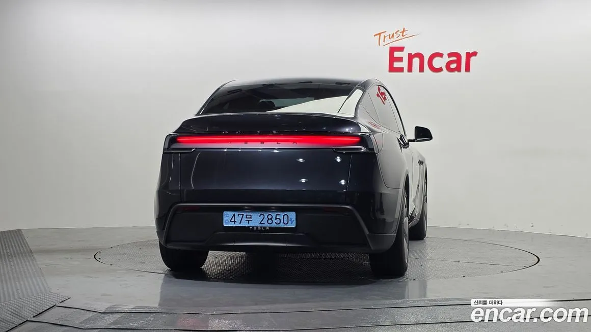 Tesla Model Y 2025 из KR, фото 3