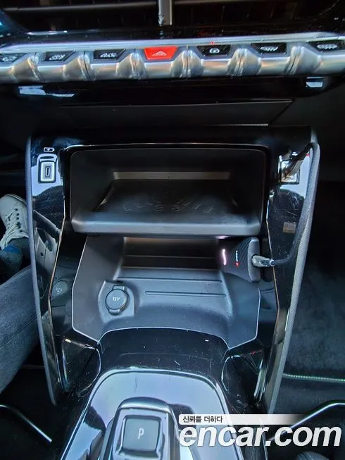 Peugeot 208 2021 из KR, фото 7