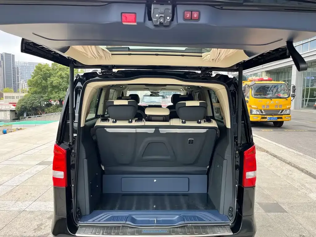 Mercedes-Benz Vito 2022 из CN, фото 3