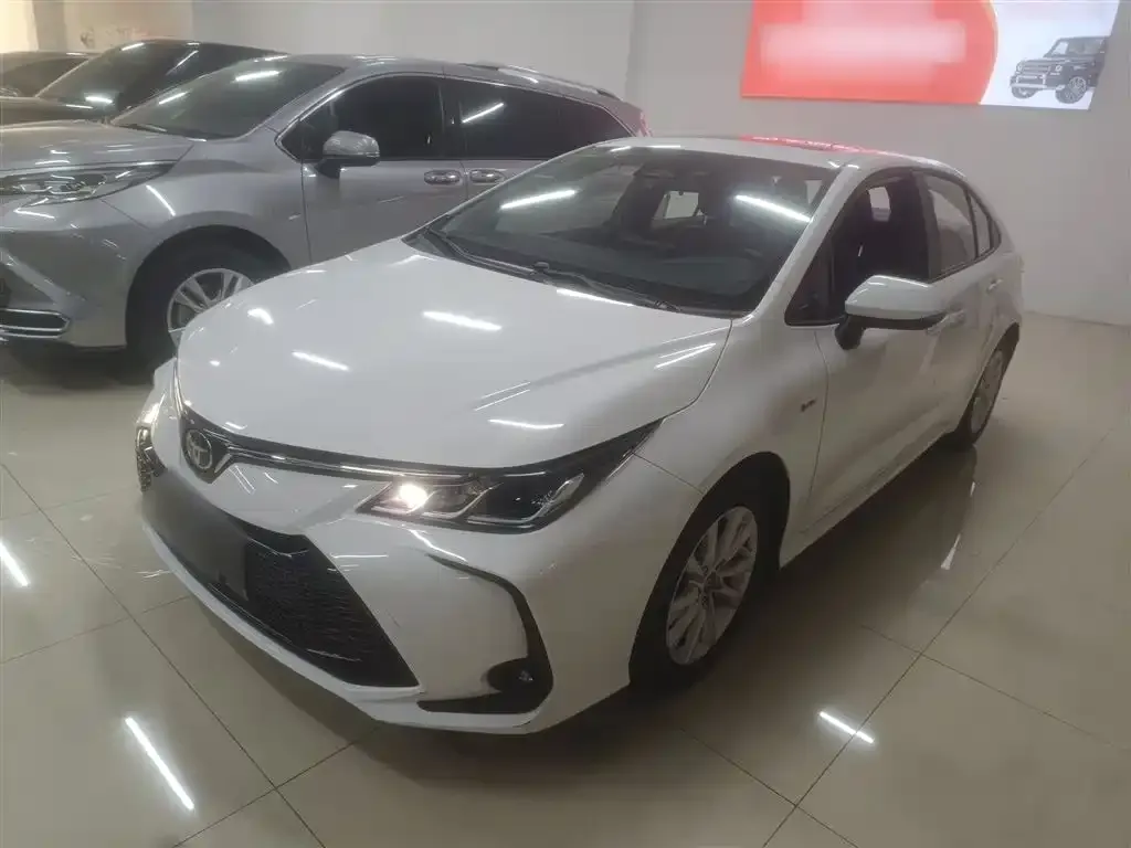 Toyota Corolla 2025 из CN, фото 1