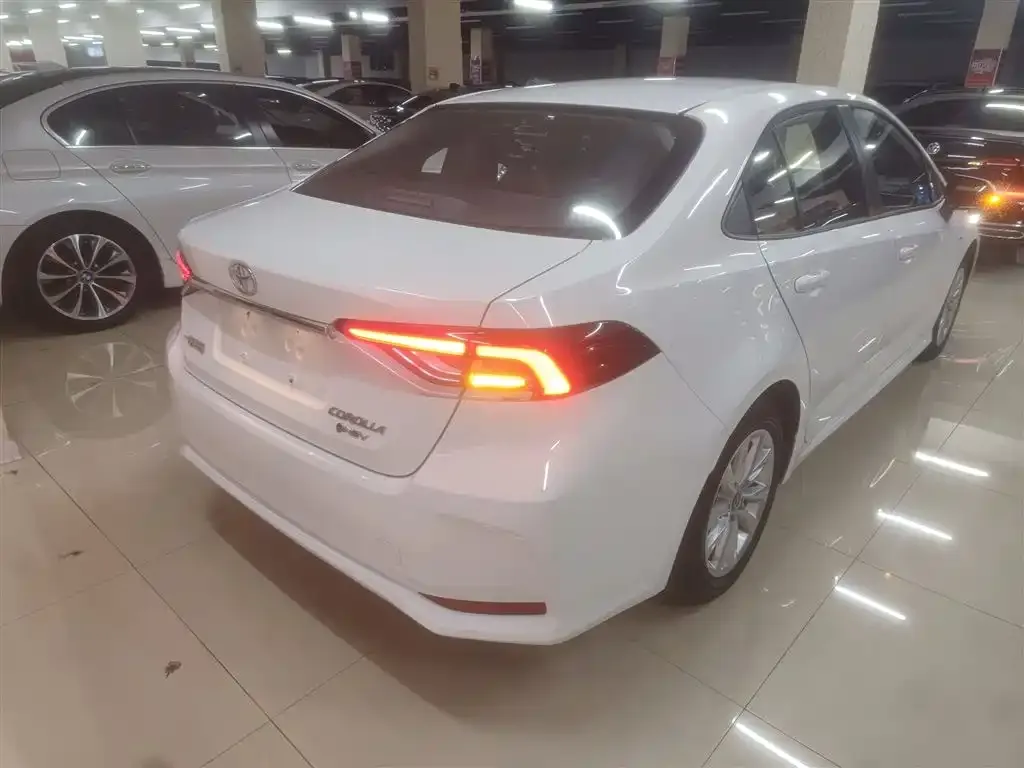 Toyota Corolla 2025 из CN, фото 7