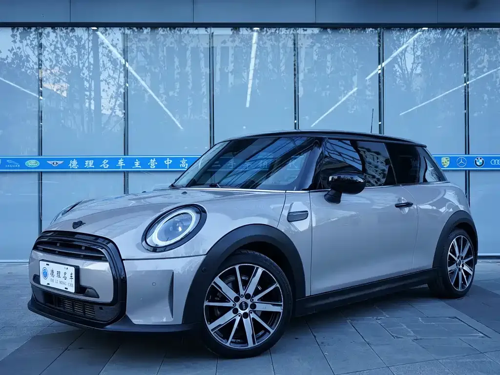MINI Cooper (3-door) 2023 из CN, фото 1