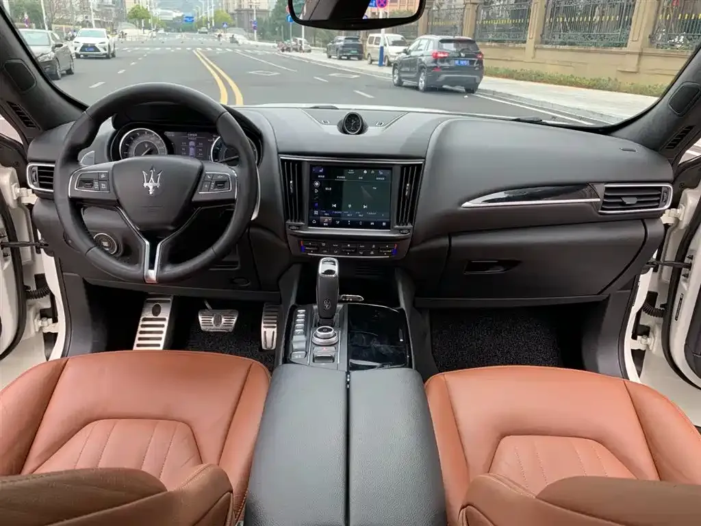 Maserati Levante 2023 из CN, фото 5