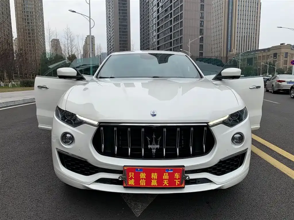 Maserati Levante 2023 из CN, фото 3