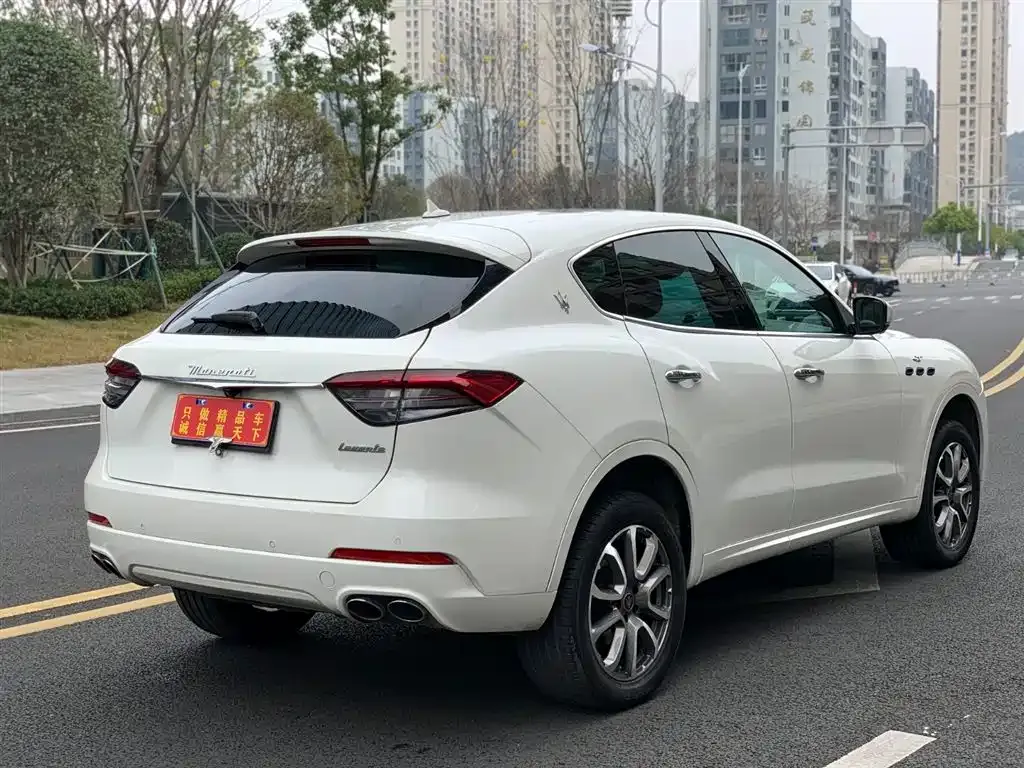 Maserati Levante 2023 из CN, фото 4