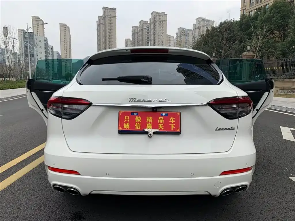 Maserati Levante 2023 из CN, фото 2