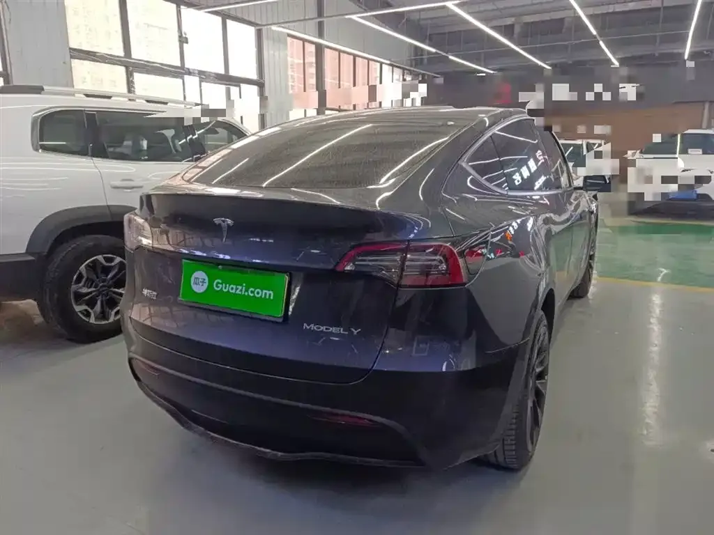 Tesla Model Y 2024 из CN, фото 5