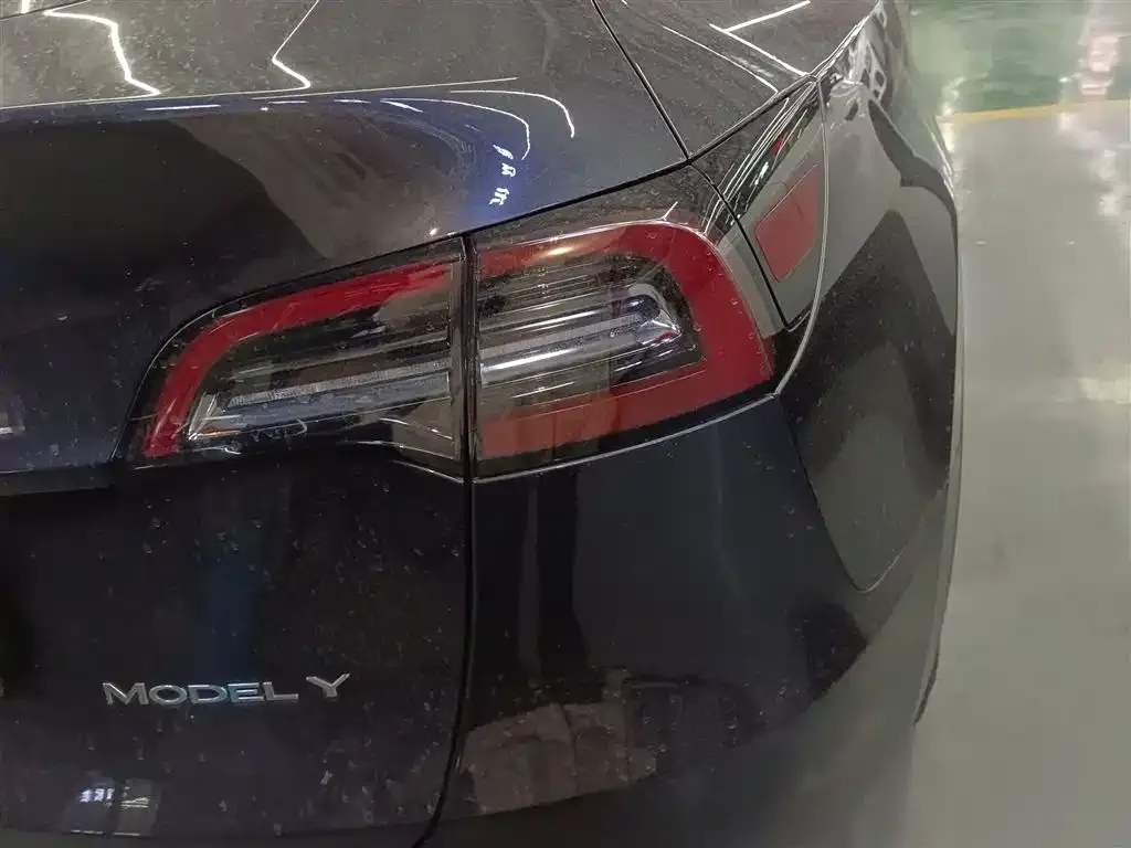 Tesla Model Y 2024 из CN, фото 6