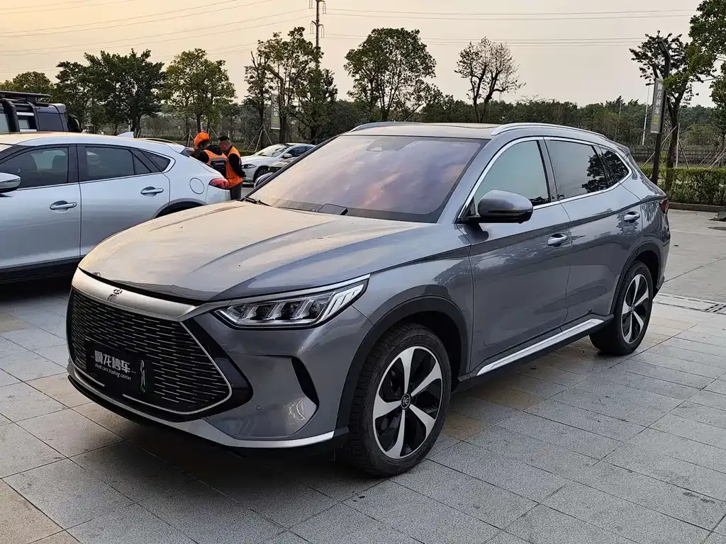 BYD PLUS New Energy — фото 1