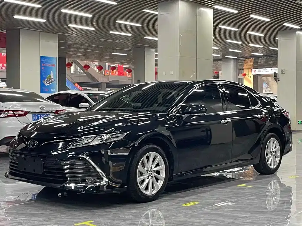 Toyota Camry 2021 из CN, фото 1