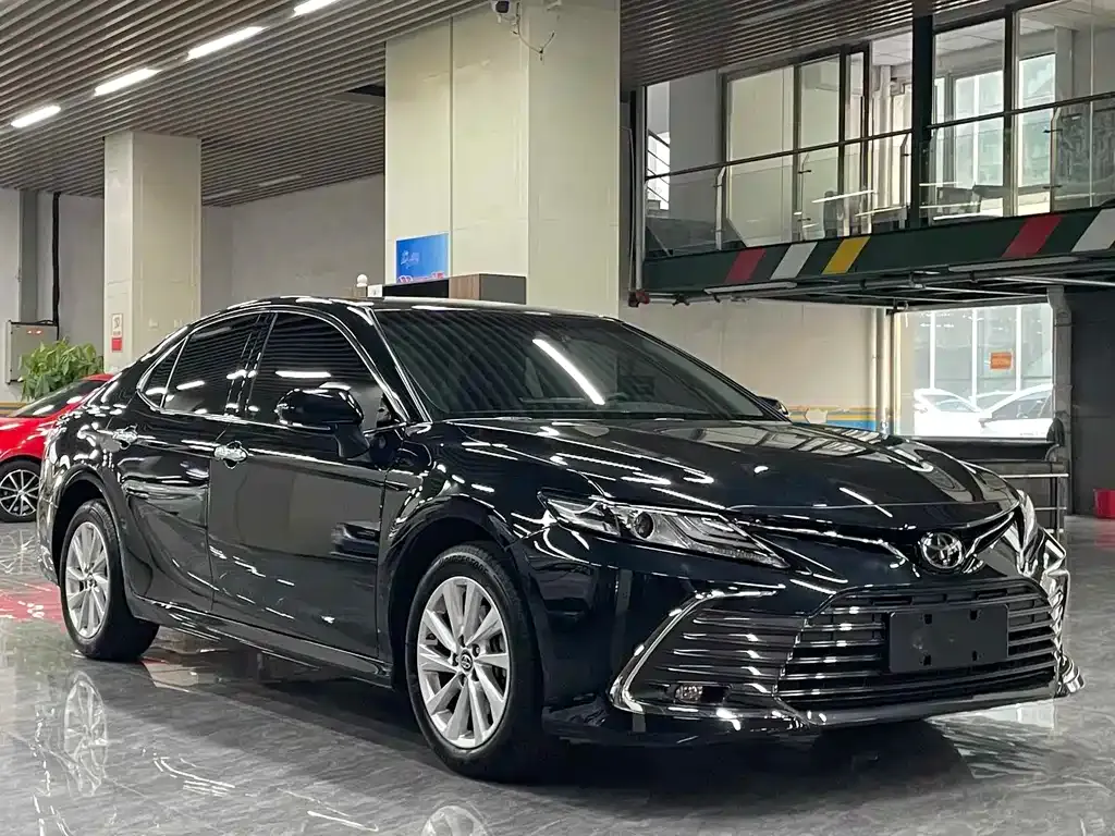 Toyota Camry 2021 из CN, фото 4