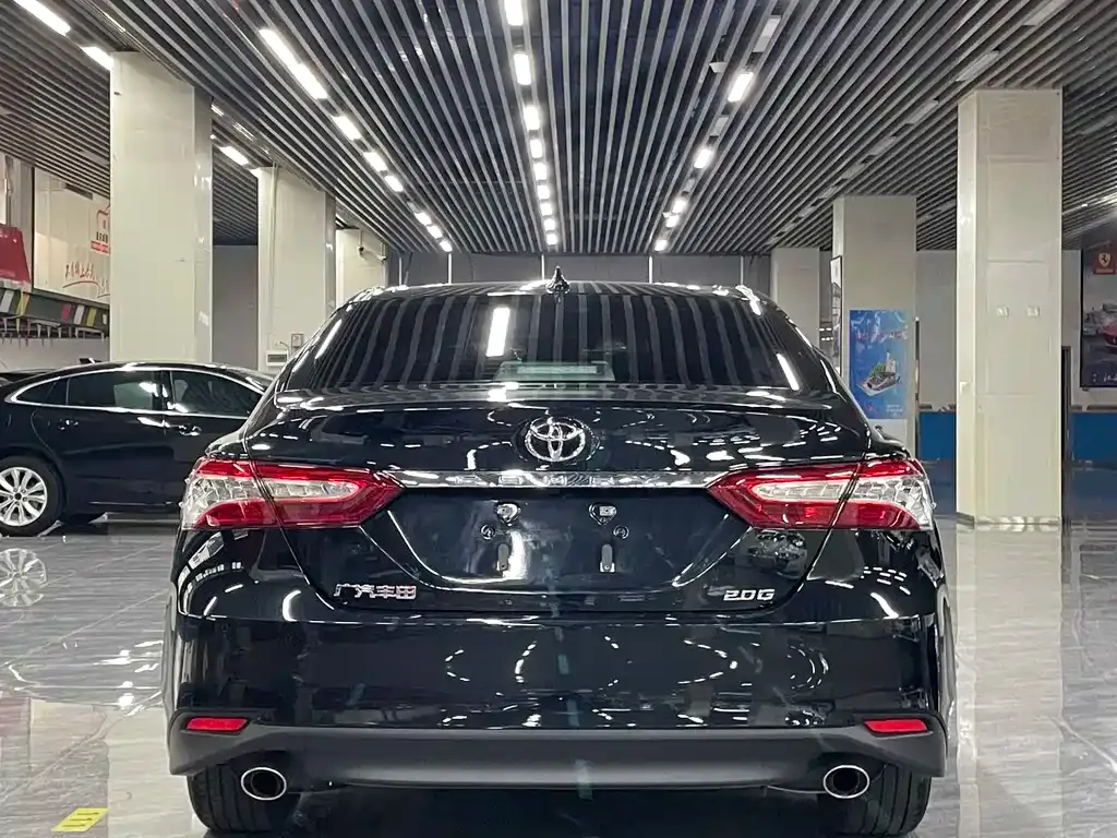 Toyota Camry 2021 из CN, фото 2