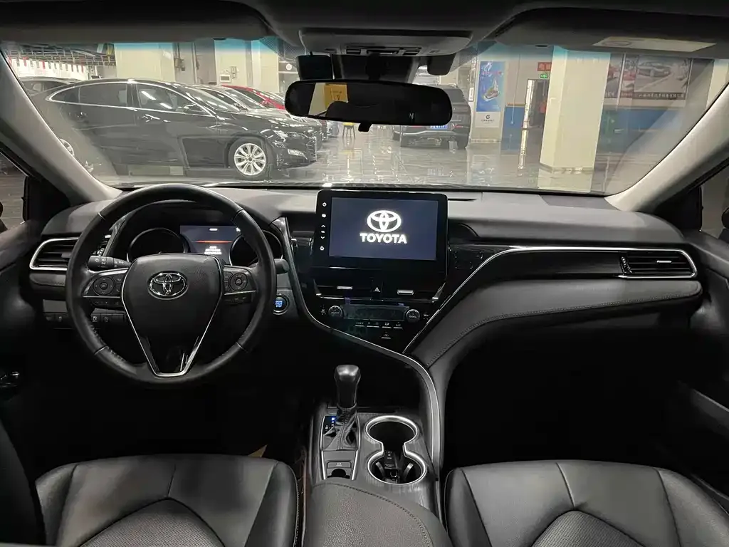 Toyota Camry 2021 из CN, фото 10