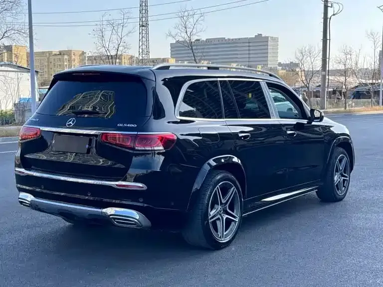 Mercedes-Benz GLS — фото 9