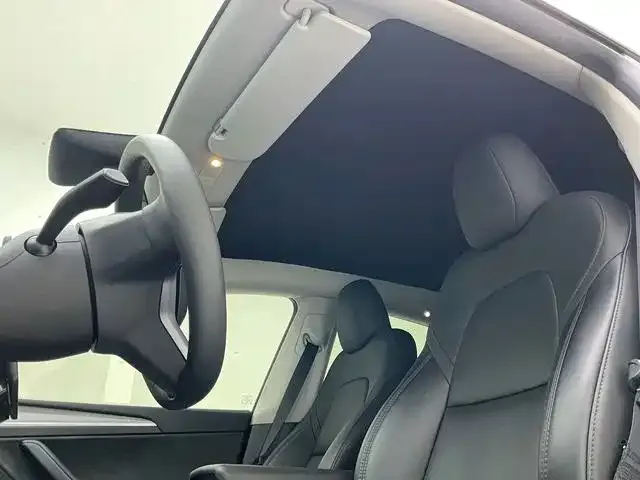 Tesla Model Y 2024 из CN, фото 5