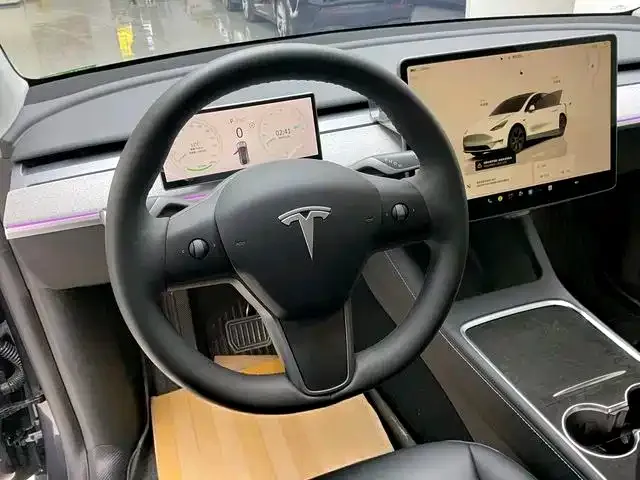 Tesla Model Y 2024 из CN, фото 9