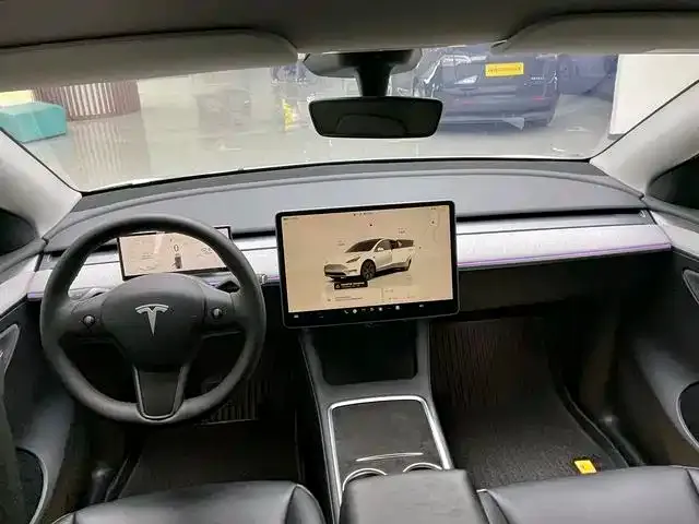 Tesla Model Y 2024 из CN, фото 8