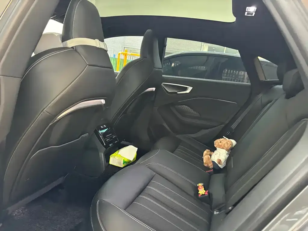Audi A5L 2025 из CN, фото 8