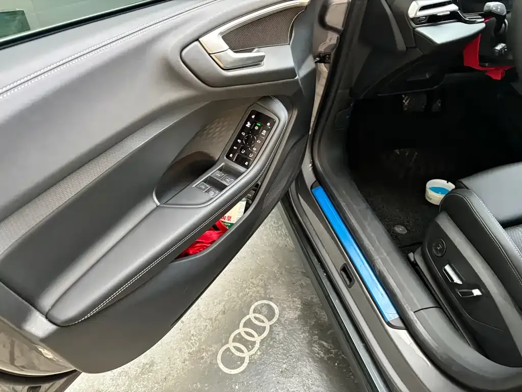 Audi A5L 2025 из CN, фото 5