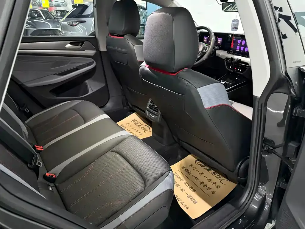 Volkswagen Lamando 2024 из CN, фото 8