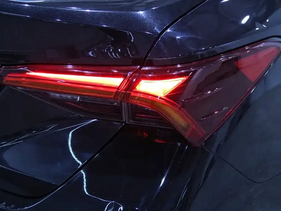 Toyota Avalon 2023 из CN, фото 3
