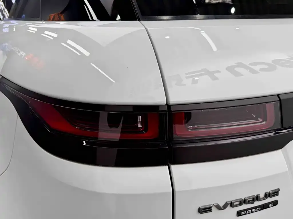 Land Rover Evoque 2021 из CN, фото 2