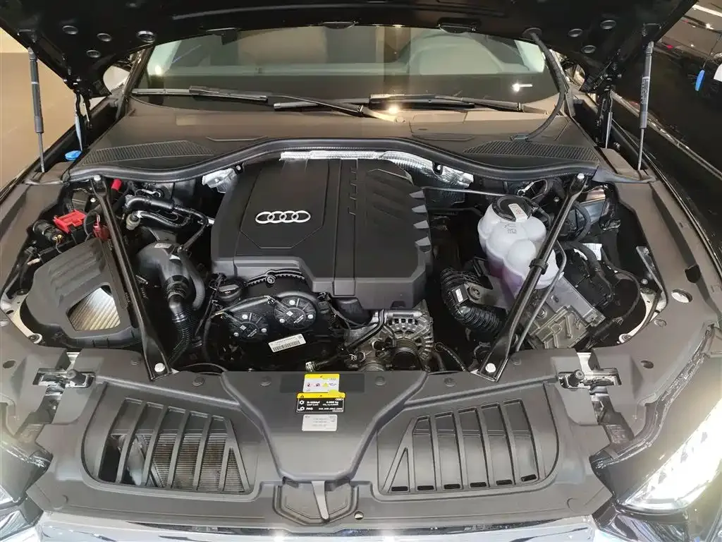 Audi A8 2025 из CN, фото 4