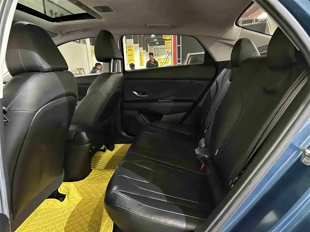 Hyundai Elantra 2021 из CN, фото 5