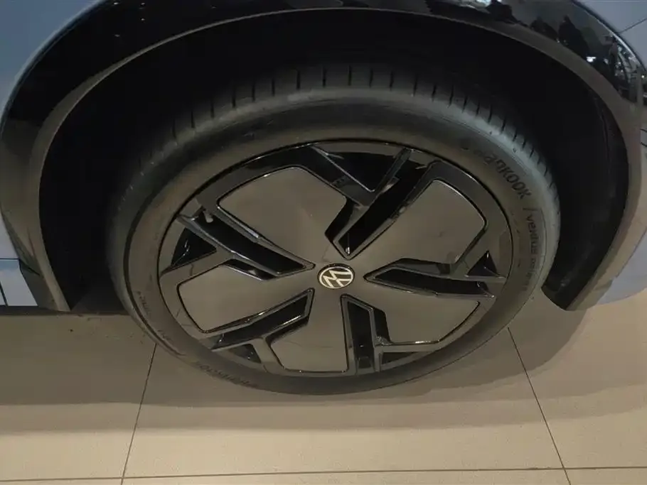 Volkswagen Tiguan L 2024 из CN, фото 10