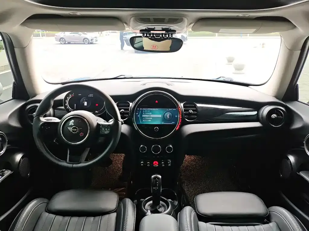 MINI Cooper (3-door) 2021 из CN, фото 3