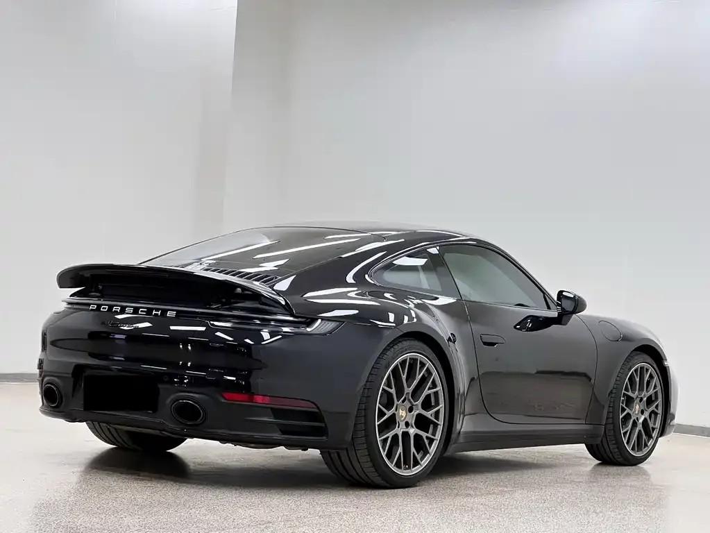Porsche 911 2023 из CN, фото 5